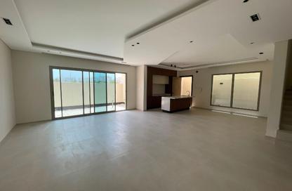 Villa - 4 - 4 for sale in Al Sidra - Diyar Al Muharraq - Muharraq Governorate