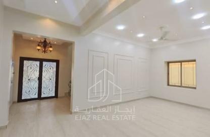 Villa - 4 - 4 for sale in Hamad Town - Northern Governorate
