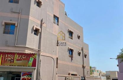 عمارة بالكامل - 7+ - 7 للبيع في المحرق - المحرق