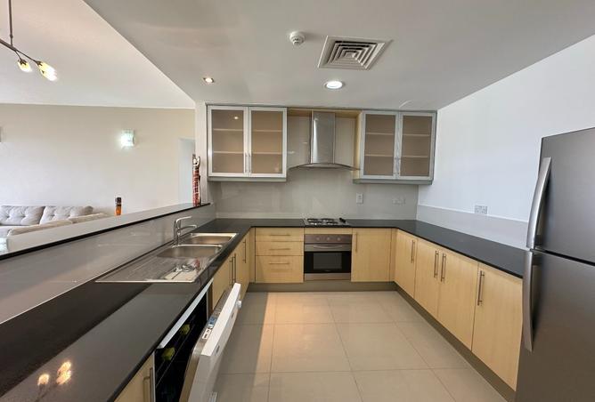 988643 - Property Image 2