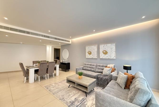 988748 - Property Image 2