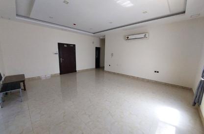 Apartment - 3 - 4 for rent in Hidd - Muharraq Governorate