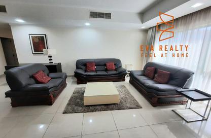Apartment - 3 Bedrooms - 3 Bathrooms for rent in Seef - Capital Governorate