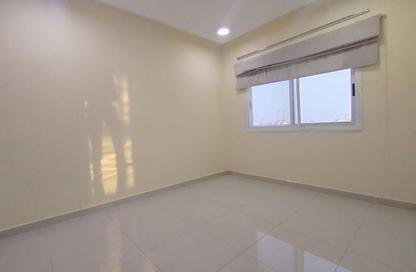 Apartment - 2 Bedrooms - 2 Bathrooms for rent in Hidd - Muharraq Governorate Apartment - 2 Bedrooms - 2 Bathrooms for rent in Hidd - Muharraq Governorate