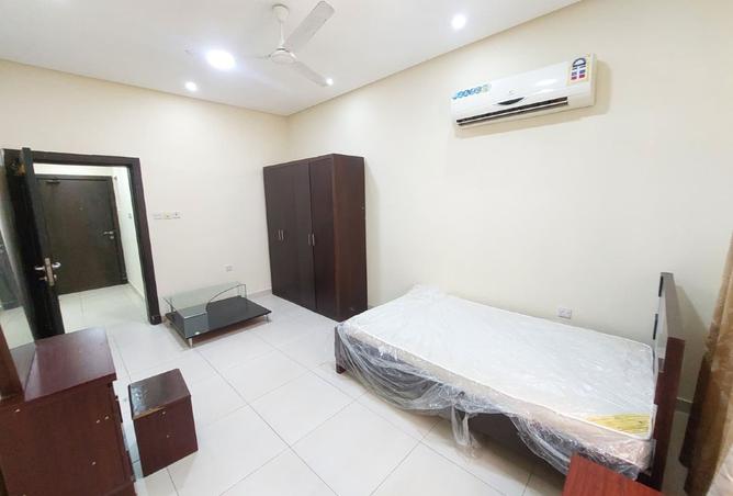57037848 - Property Image 2