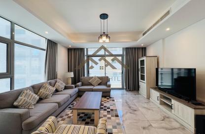 Apartment - 3 Bedrooms - 3 Bathrooms for rent in Al Juffair - Capital Governorate