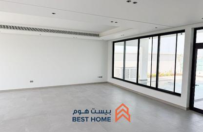 Villa - 5 Bedrooms - 6 Bathrooms for sale in Galali - Muharraq Governorate