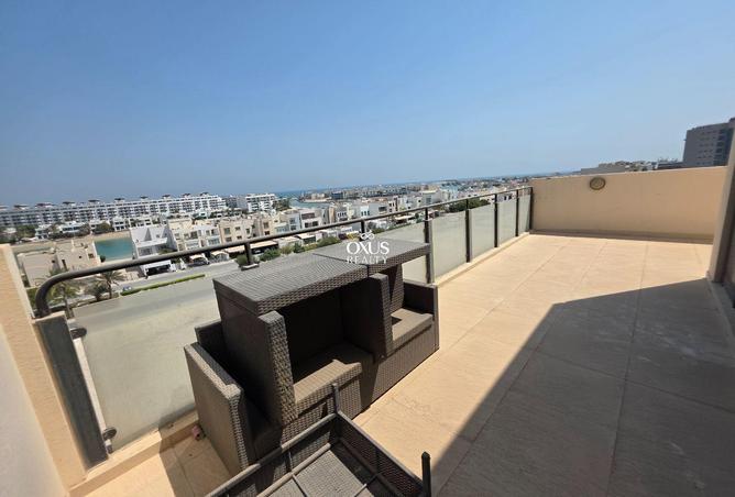 998965 - Property Image 2