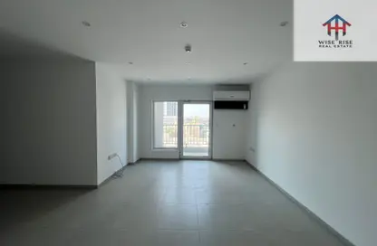 Apartment - 2 Bedrooms - 2 Bathrooms for rent in Seef - Capital Governorate