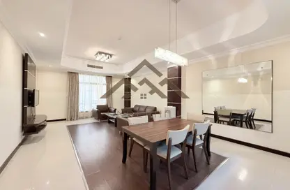 Apartment - 2 Bedrooms - 2 Bathrooms for rent in Seef - Capital Governorate