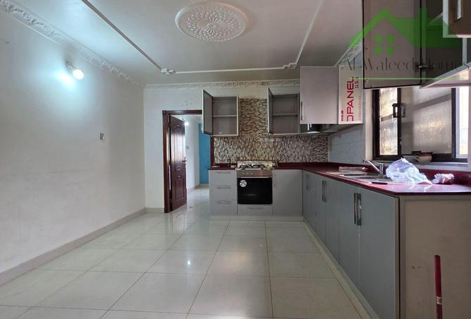 997872 - Property Image 2