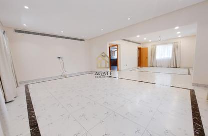 Villa - 3 Bedrooms - 4 Bathrooms for rent in Salmaniya - Manama - Capital Governorate