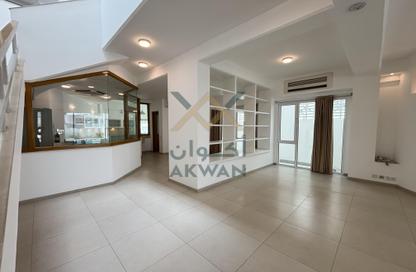 Villa - 3 Bedrooms - 4 Bathrooms for rent in Saar - Northern Governorate