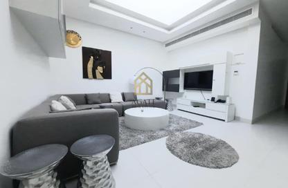 Villa - 4 - 5 for rent in Amwaj Avenue - Amwaj Islands - Muharraq Governorate