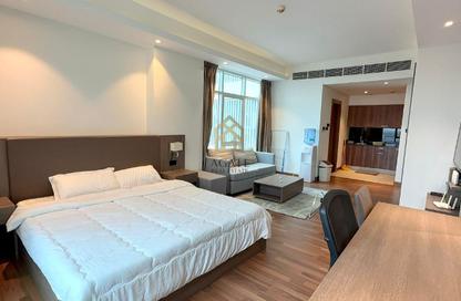 Apartment - Studio - 1 Bathroom for rent in Sanabis - Manama - Capital Governorate
