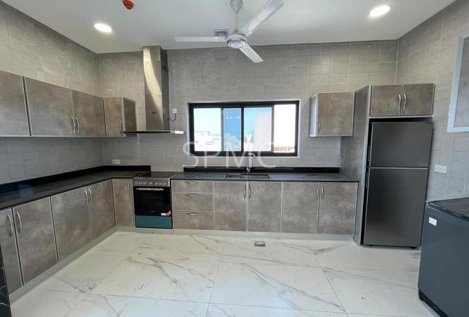 56889955 - Property Image 3