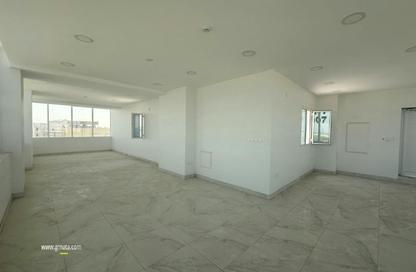 عمارة بالكامل - استوديو - 7+ للبيع في سلماباد - المحافظة الوسطى