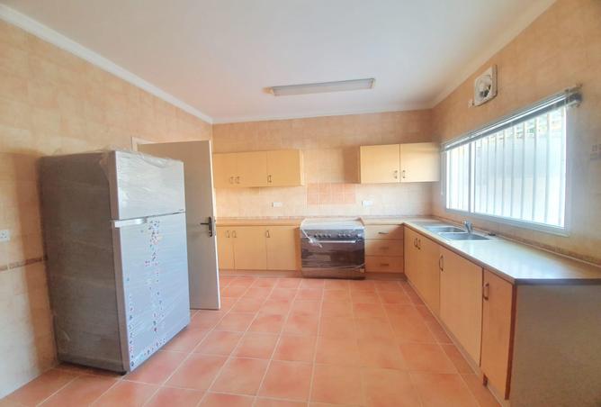 994414 - Property Image 3
