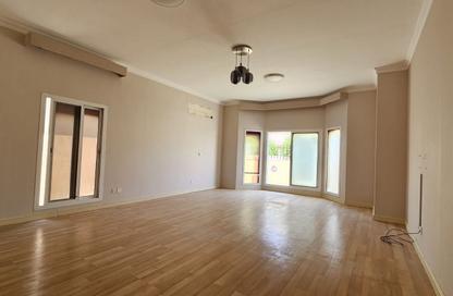 Villa - 4 Bedrooms - 4 Bathrooms for rent in Hidd - Muharraq Governorate