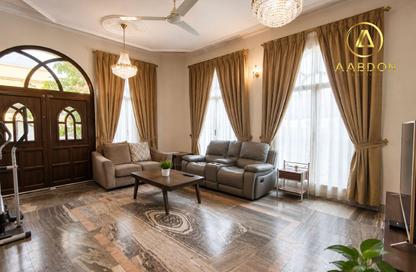 Villa - 2 Bedrooms - 3 Bathrooms for rent in Al Juffair - Capital Governorate