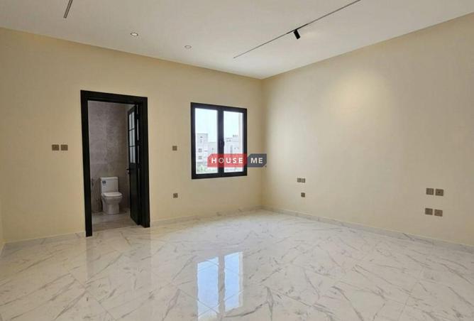 52328026 - Property Image 3