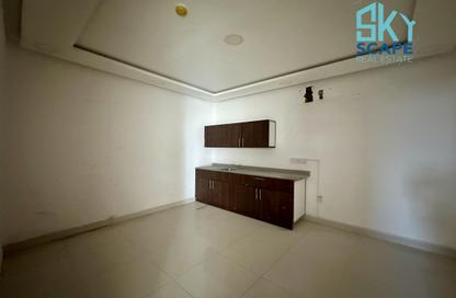 Office Space - Studio - 1 Bathroom for rent in Salmabad - Central Governorate