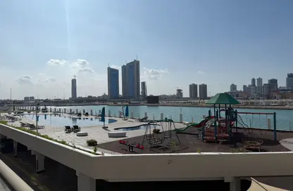 شقة - 3 غرف نوم - 4 حمامات للايجار في جزيرة الريف - محافظة العاصمة