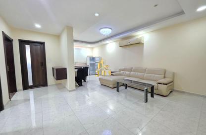 Apartment - 2 - 2 for rent in Seef - Capital Governorate