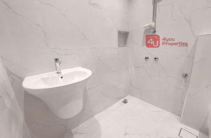 Apartment - 3 Bedrooms - 3 Bathrooms for rent in Segaya - Manama - Capital Governorate