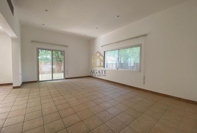 54942867 - Property Image 3