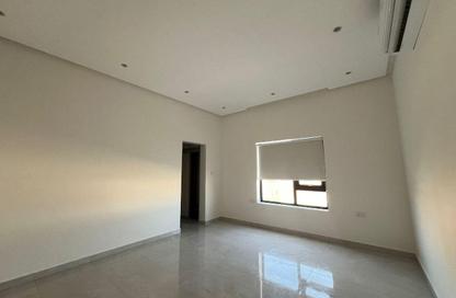 Apartment - 2 Bedrooms - 2 Bathrooms for rent in Jeblat Hebshi - Northern Governorate