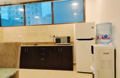 Apartment - Studio - 1 Bathroom for rent in Al Juffair - Capital Governorate