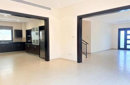 Villa - 5 Bedrooms - 5 Bathrooms for rent in Saar - Northern Governorate