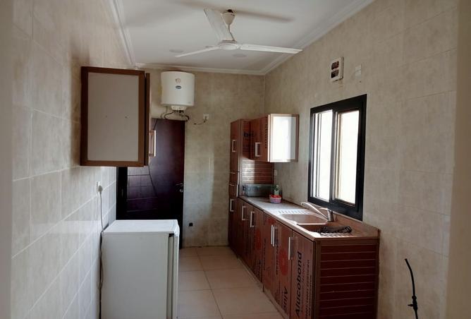 1003045 - Property Image 3