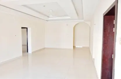Apartment - 2 Bedrooms - 2 Bathrooms for rent in Tubli - Central Governorate