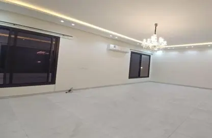 فيلا - 3 غرف نوم - 4 حمامات للايجار في مدينة حمد - المحافظة الشمالية