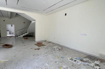 فيلا - 5 غرف نوم - 7 حمامات للبيع في عراد - المحرق فيلا - 5 غرف نوم - 7 حمامات للبيع في عراد - المحرق