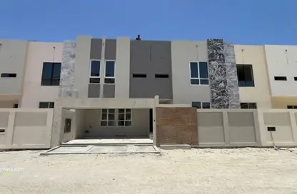 Villa - 5 Bedrooms - 7 Bathrooms for sale in Arad - Muharraq Governorate