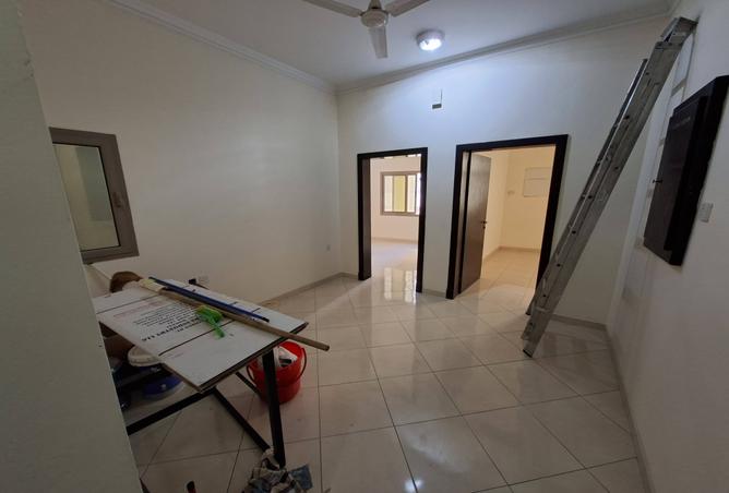 985947 - Property Main Image