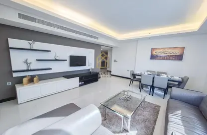 Apartment - 2 Bedrooms - 3 Bathrooms for rent in Seef - Capital Governorate