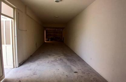 Villa - 6 Bedrooms - 5 Bathrooms for rent in Busaiteen - Muharraq Governorate