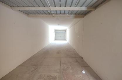 Villa - 5 Bedrooms - 5 Bathrooms for rent in Busaiteen - Muharraq Governorate