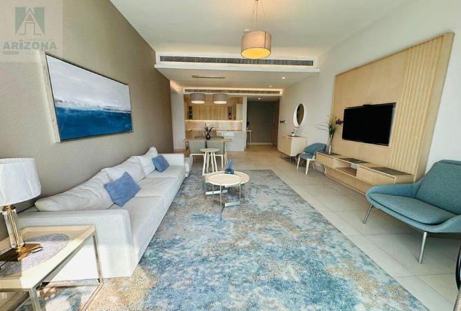 989643 - Property Image 2