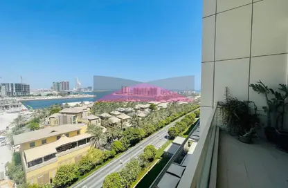 Apartment - 3 Bedrooms - 3 Bathrooms for rent in Reef Island - Capital Governorate