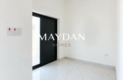 Villa - 4 - 5 for sale in Hamala - Northern Governorate