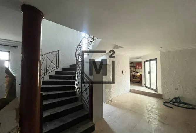982426 - Property Image 2