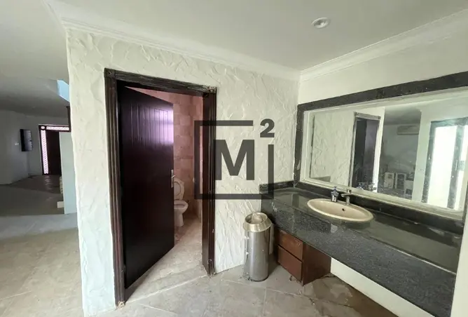 982426 - Property Image 3