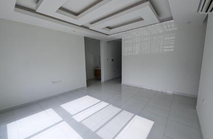 Apartment - 2 Bedrooms - 2 Bathrooms for rent in Saar - Northern Governorate