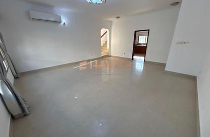 مجمع سكني - 3 - 4 للايجار في سار - المحافظة الشمالية