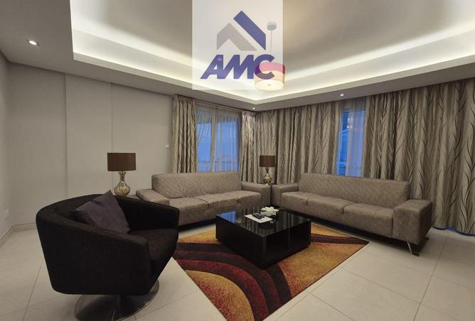 990444 - Property Image 3